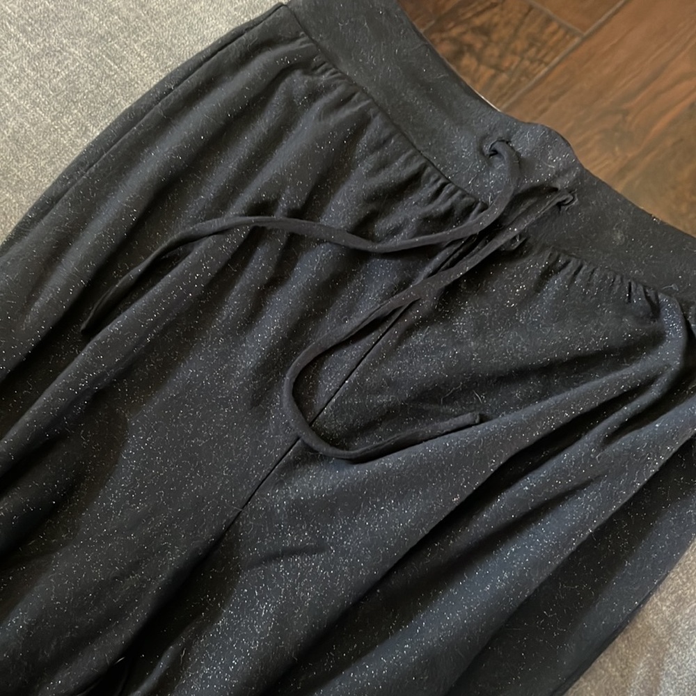 Express Joggers - Picture 3 of 4